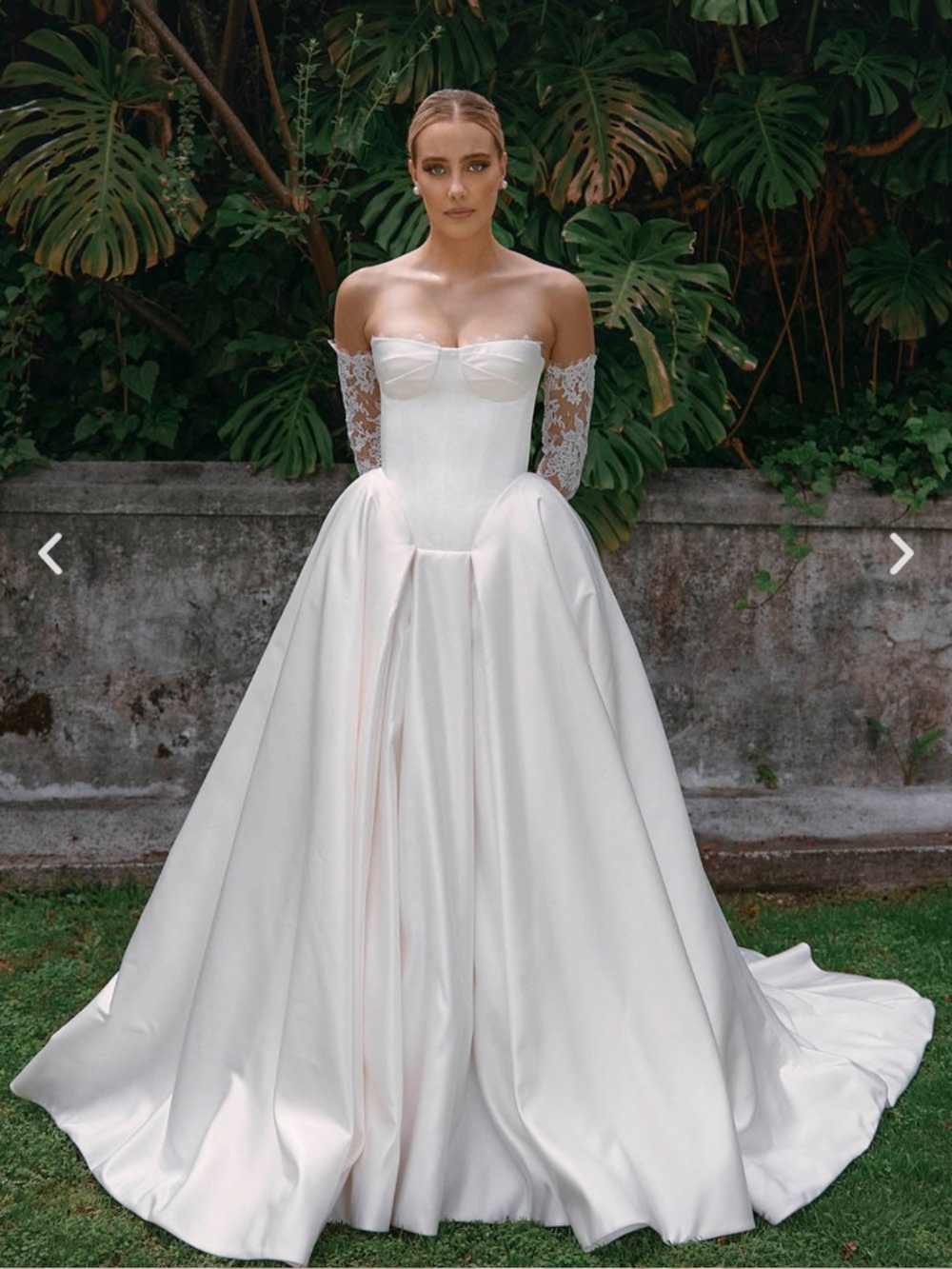 Vagabond Kris Wedding Dress